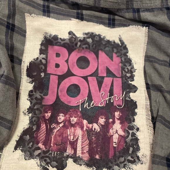 Vintage Flannel with patch - Picture 6 of 12